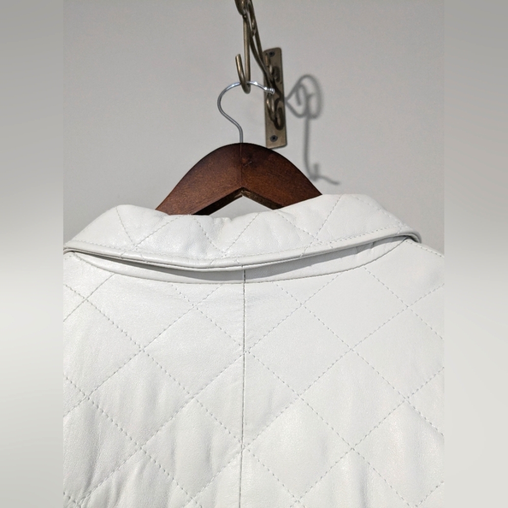Wilsons Leather White Quilted Jacket - Picture 13 of 16